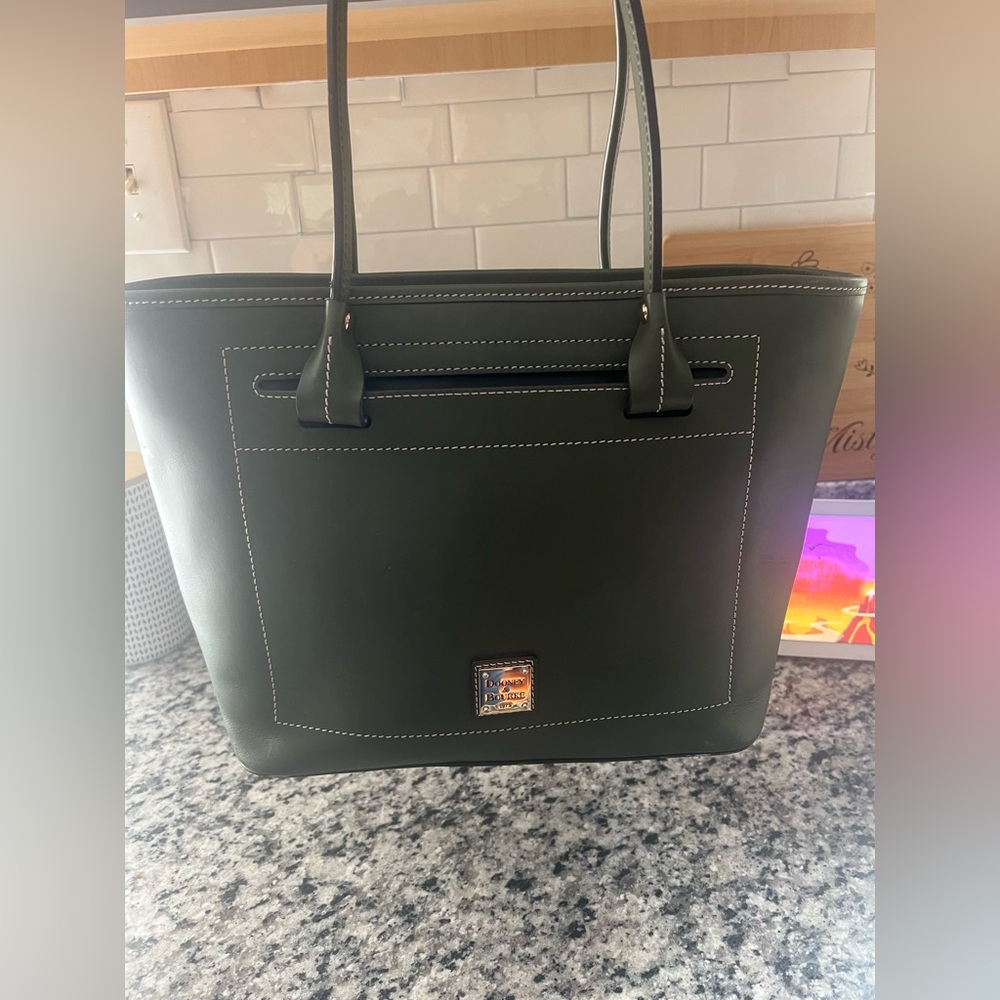 Dooney & Bourke Green Beacon Tote!